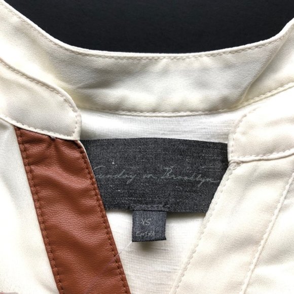 New ANTHROPOLOGIE Anhinga Vegan Leather Tunic Top Sleeveless Cream Brown Sz XS - Picture 7 of 9